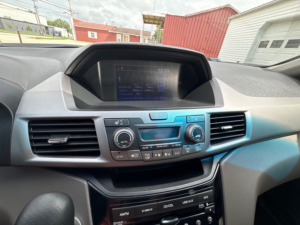 2011 Honda Odyssey Image 22