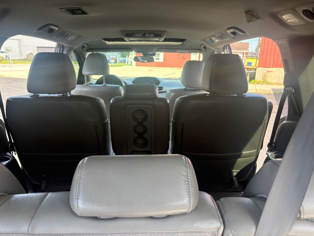 2016 Honda Odyssey Image 21