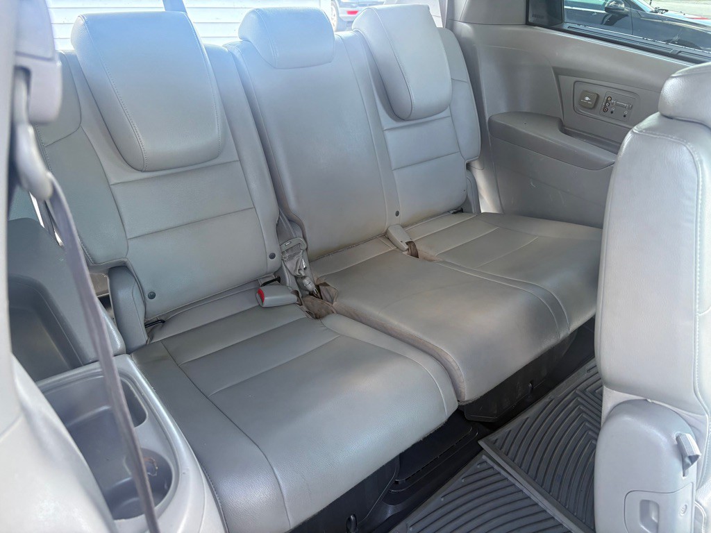 2016 Honda Odyssey Image 27