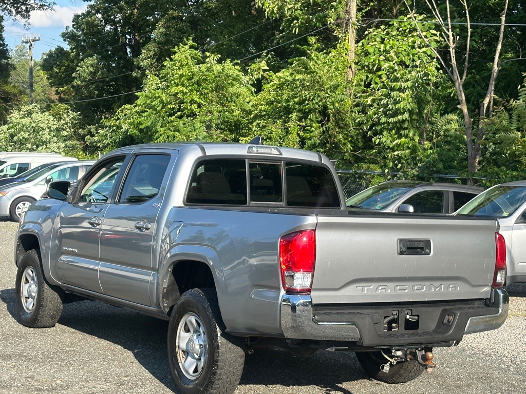 2021 Toyota Tacoma Image 5