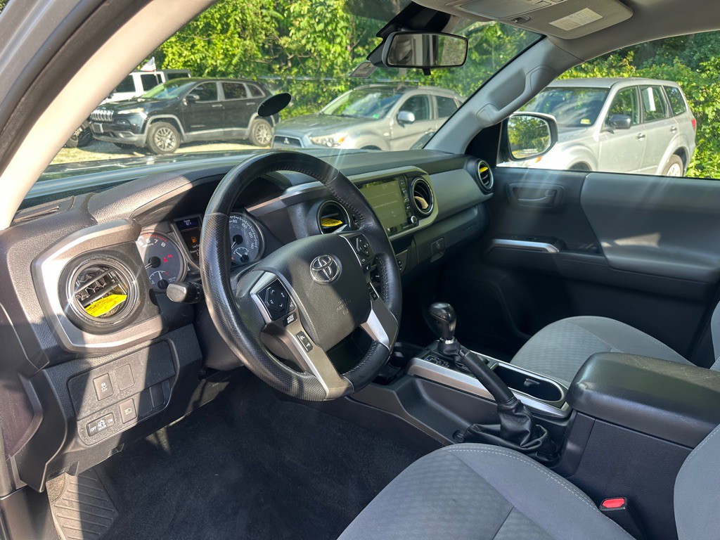 2021 Toyota Tacoma Image 13