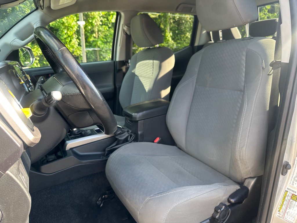2021 Toyota Tacoma Image 14