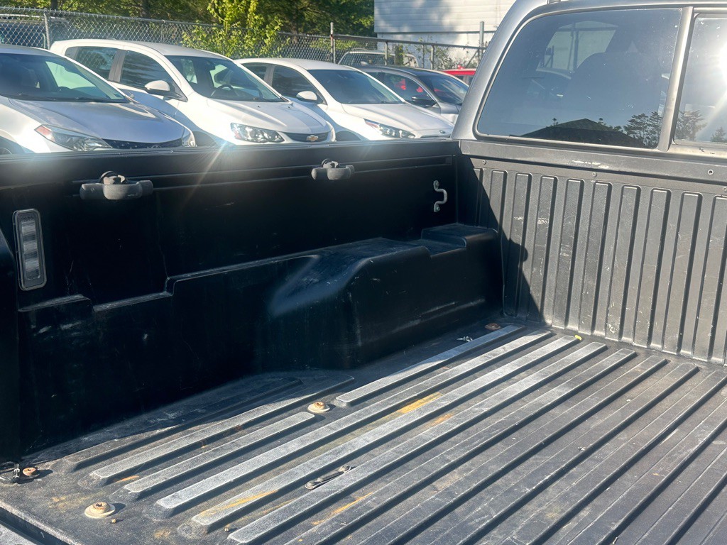 2021 Toyota Tacoma Image 24