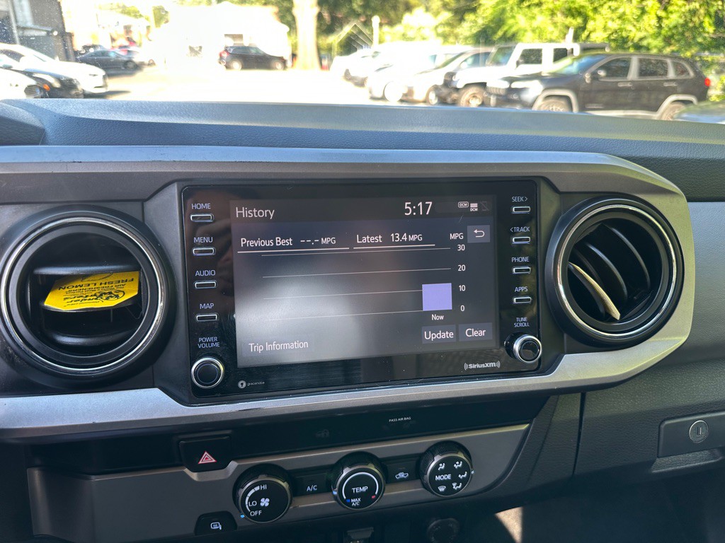 2021 Toyota Tacoma Image 45