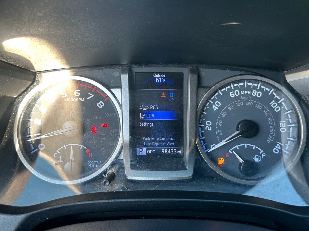 2021 Toyota Tacoma Image 48