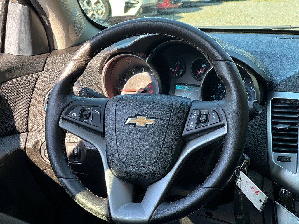 2014 Chevrolet Cruze Image 27