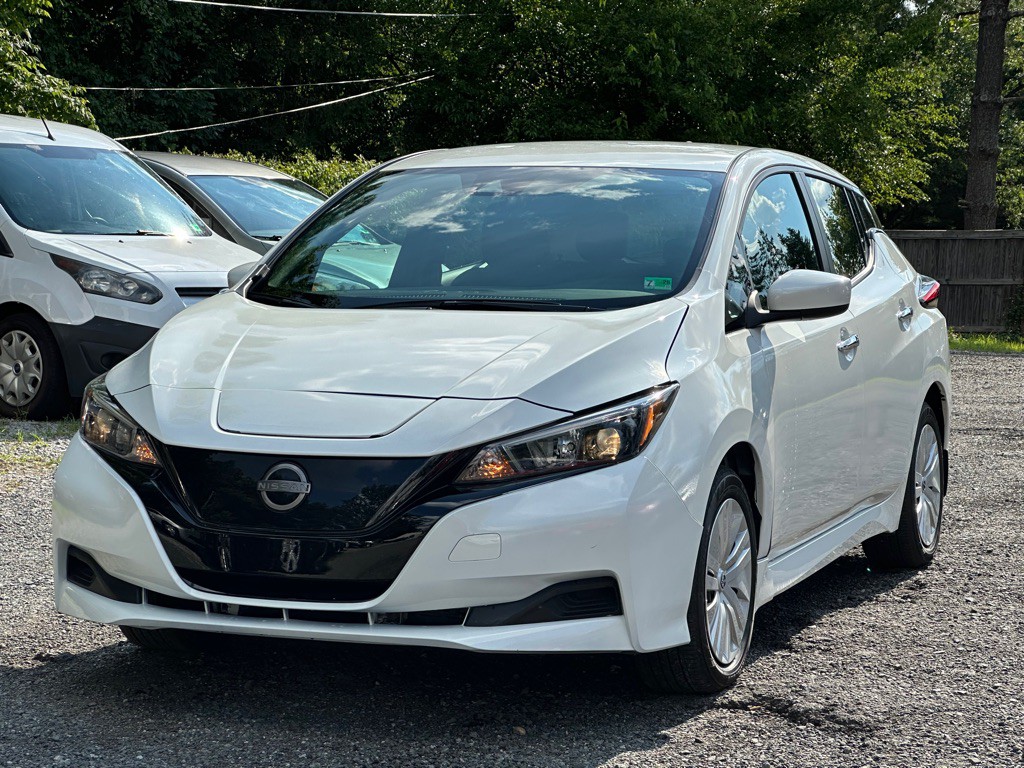 2024 Nissan Leaf Image 3