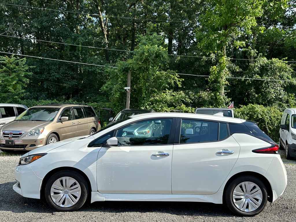2024 Nissan Leaf Image 4