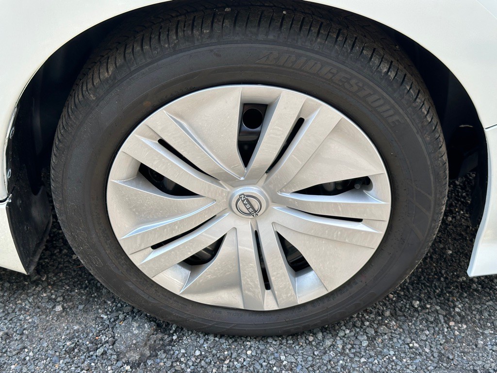2024 Nissan Leaf Image 9