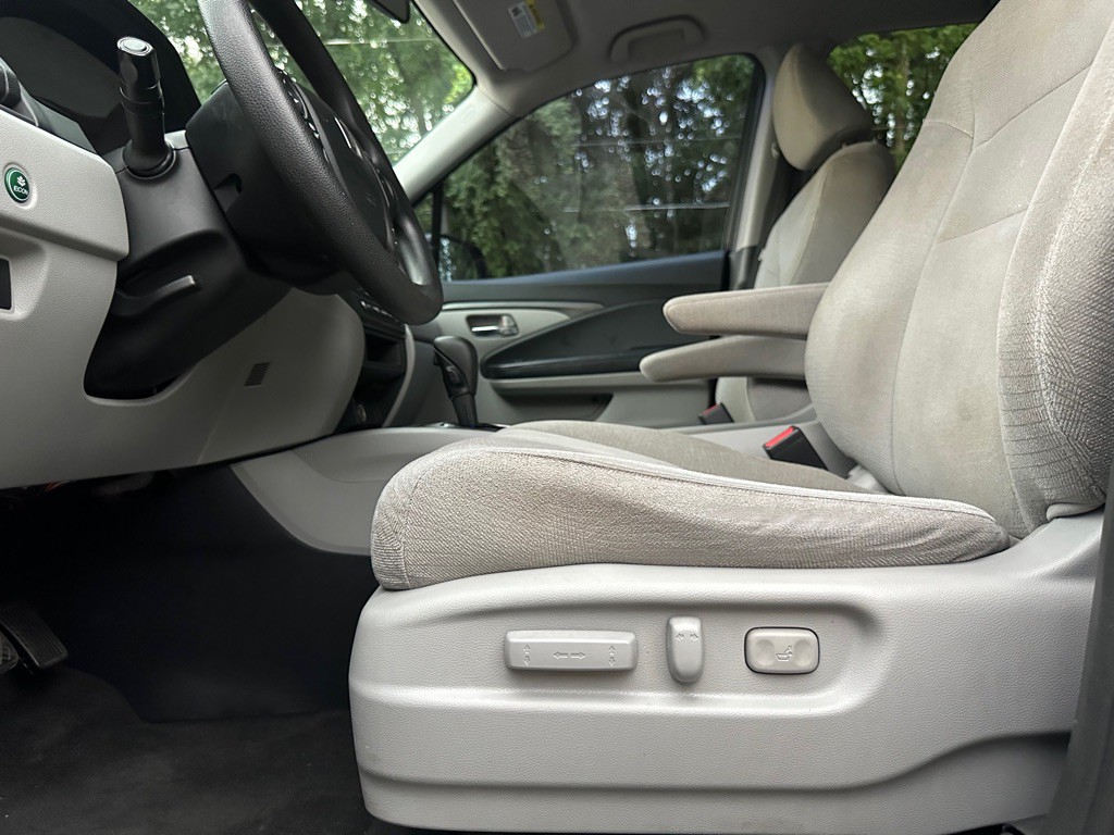 2016 Honda Pilot Image 18