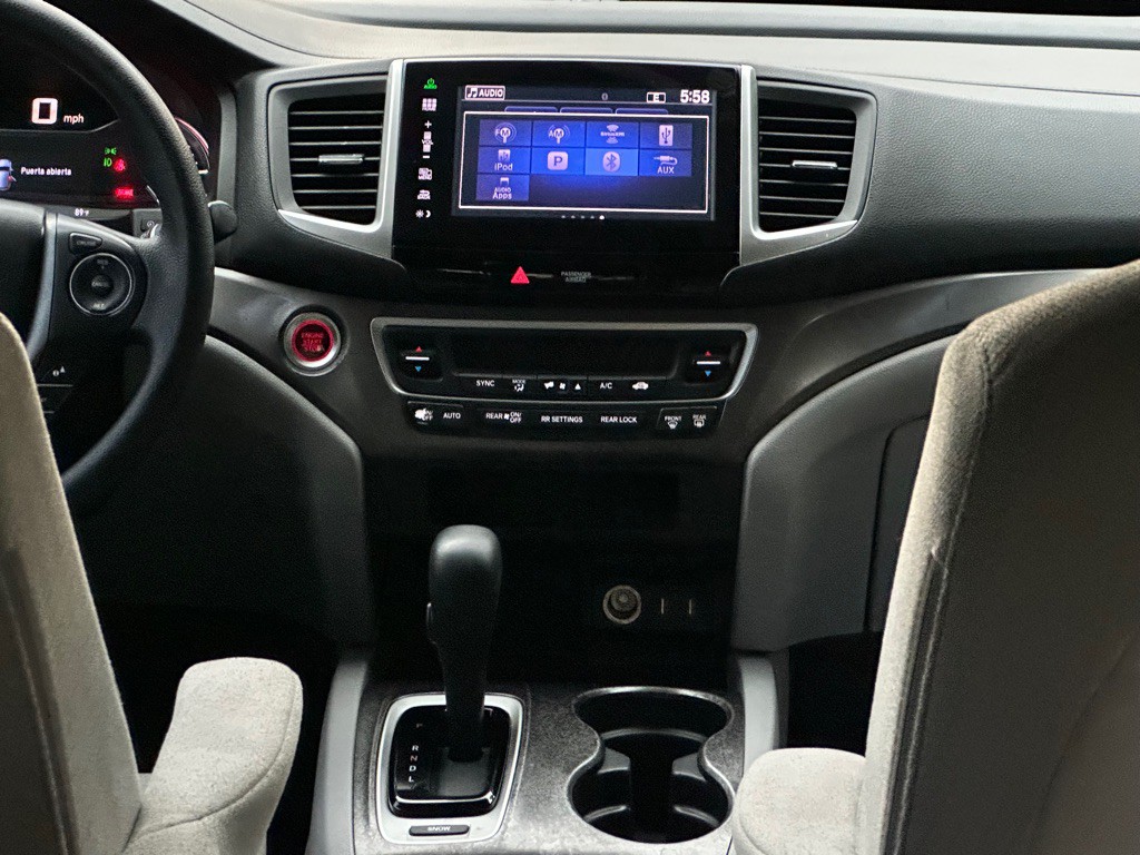 2016 Honda Pilot Image 29