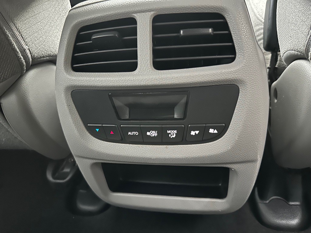 2016 Honda Pilot Image 31