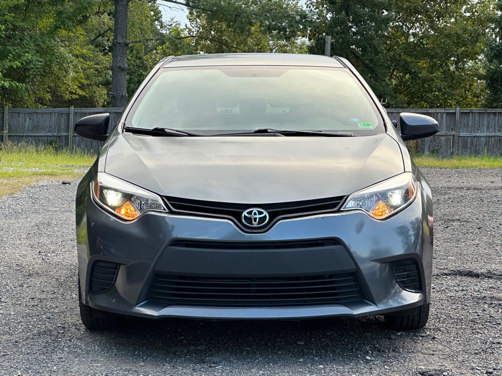 2016 Toyota Corolla Image 2