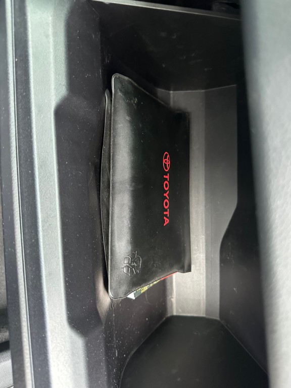 2016 Toyota Corolla Image 27