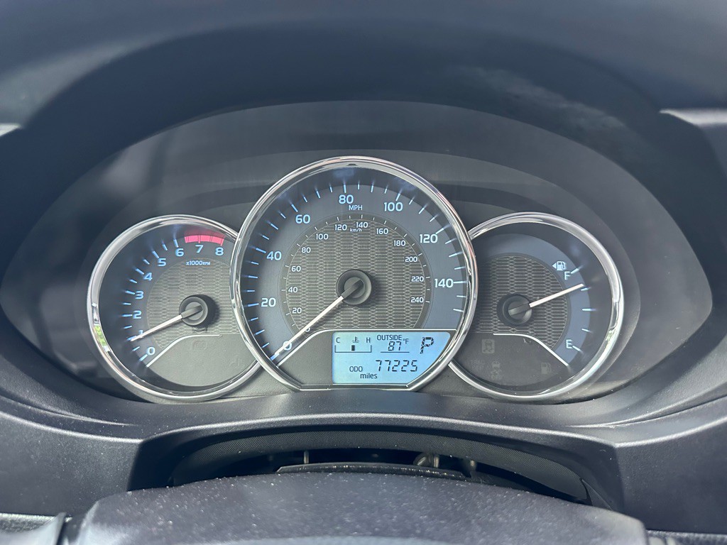 2016 Toyota Corolla Image 33