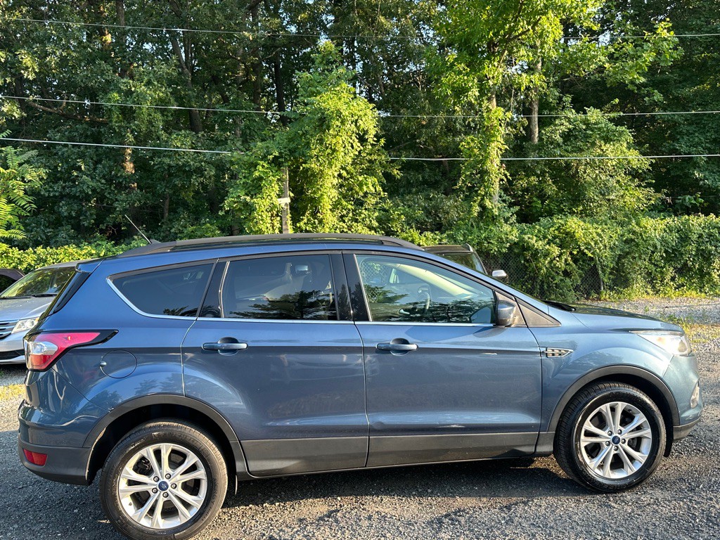 2018 Ford Escape Image 9