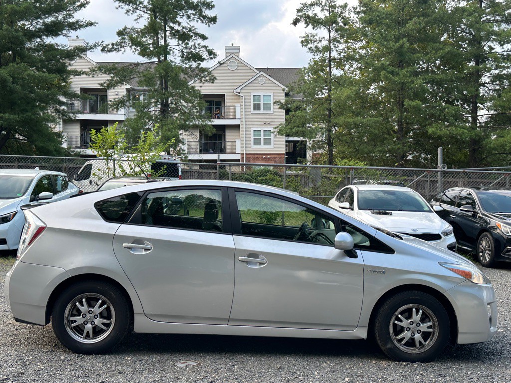 2010 Toyota Prius Image 8