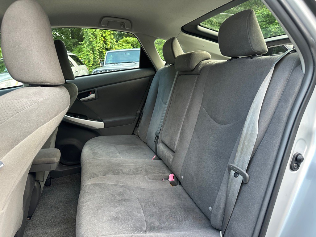 2010 Toyota Prius Image 14