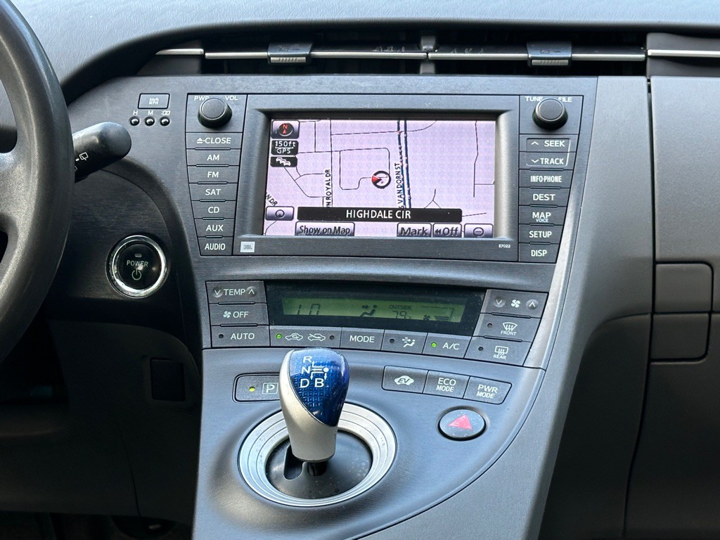 2010 Toyota Prius Image 22
