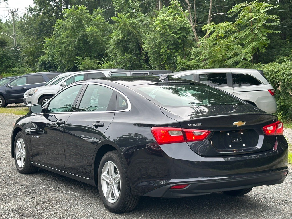 2023 Chevrolet Malibu Image 5