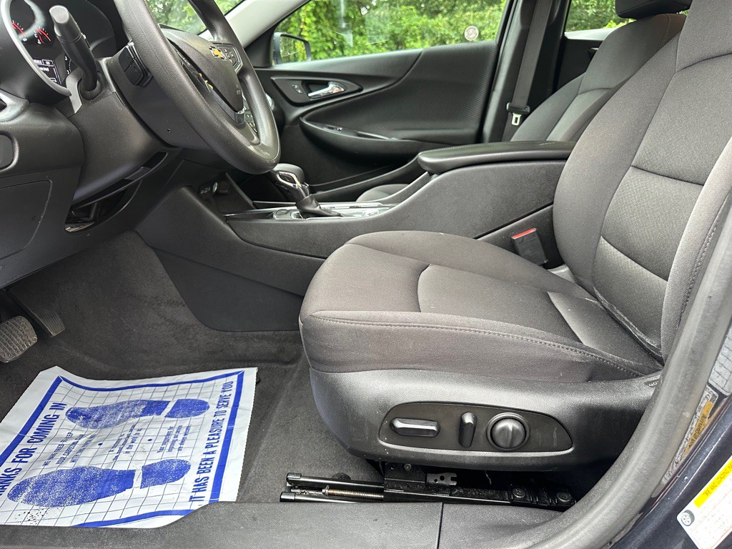 2023 Chevrolet Malibu Image 14