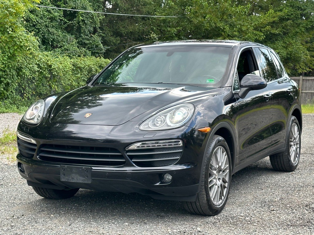 2011 Porsche Cayenne Image 3