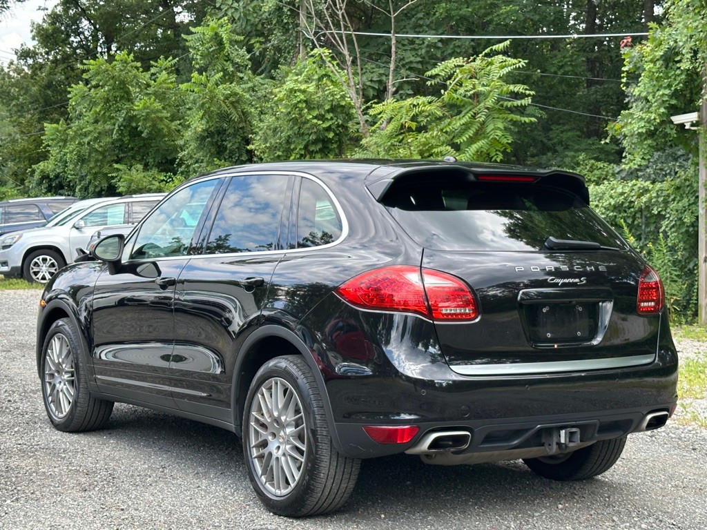 2011 Porsche Cayenne Image 5