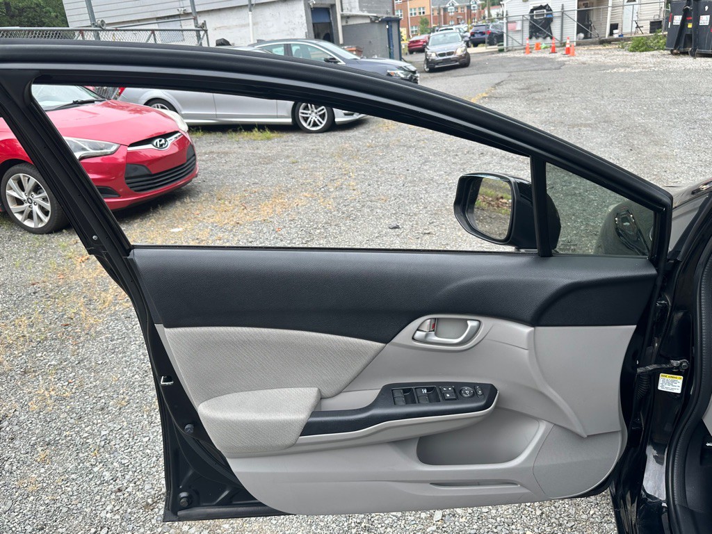 2013 Honda Civic Image 16