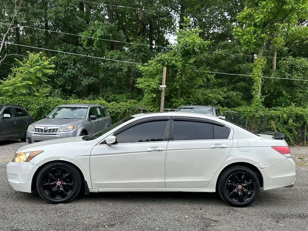 2009 Honda Accord Image 4