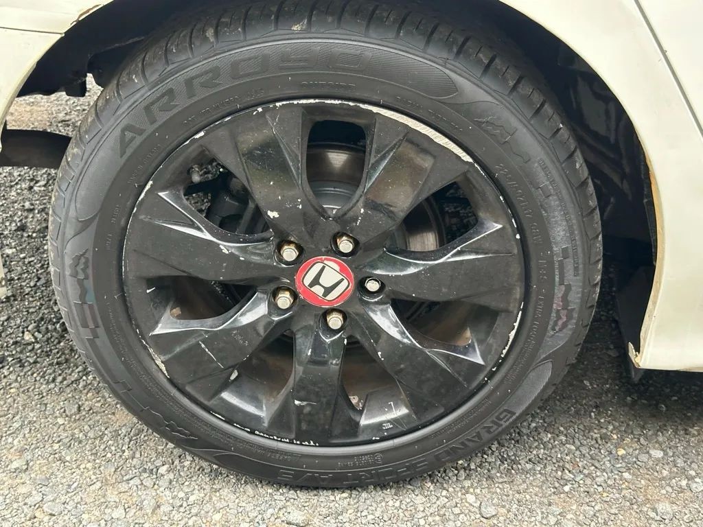 2009 Honda Accord Image 11