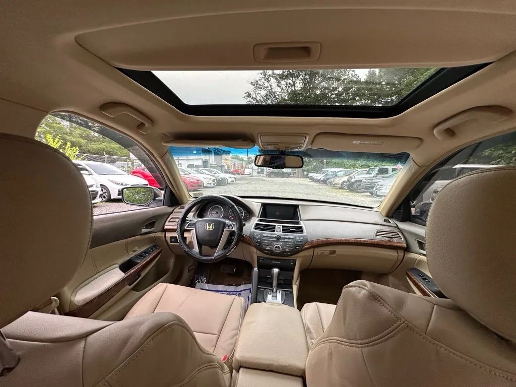 2009 Honda Accord Image 22