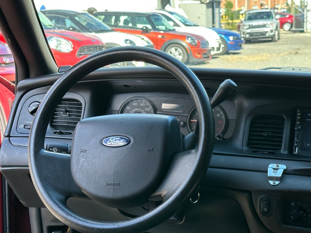 2008 Ford Crown Victoria Image 23