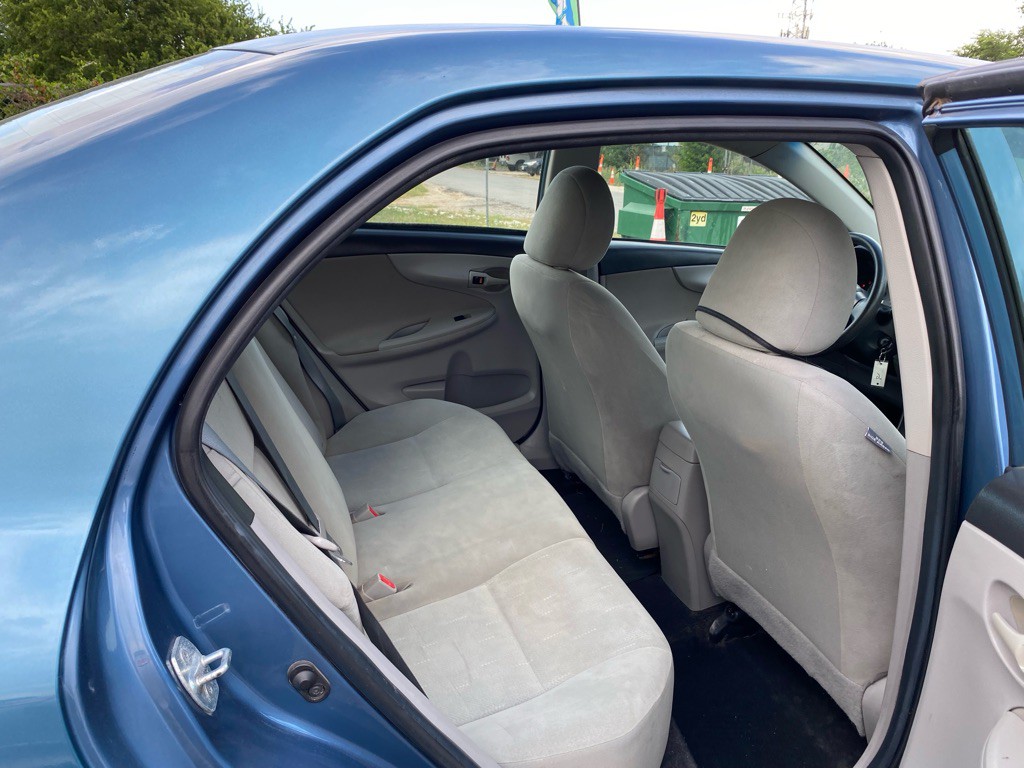 2013 Toyota Corolla Image 4