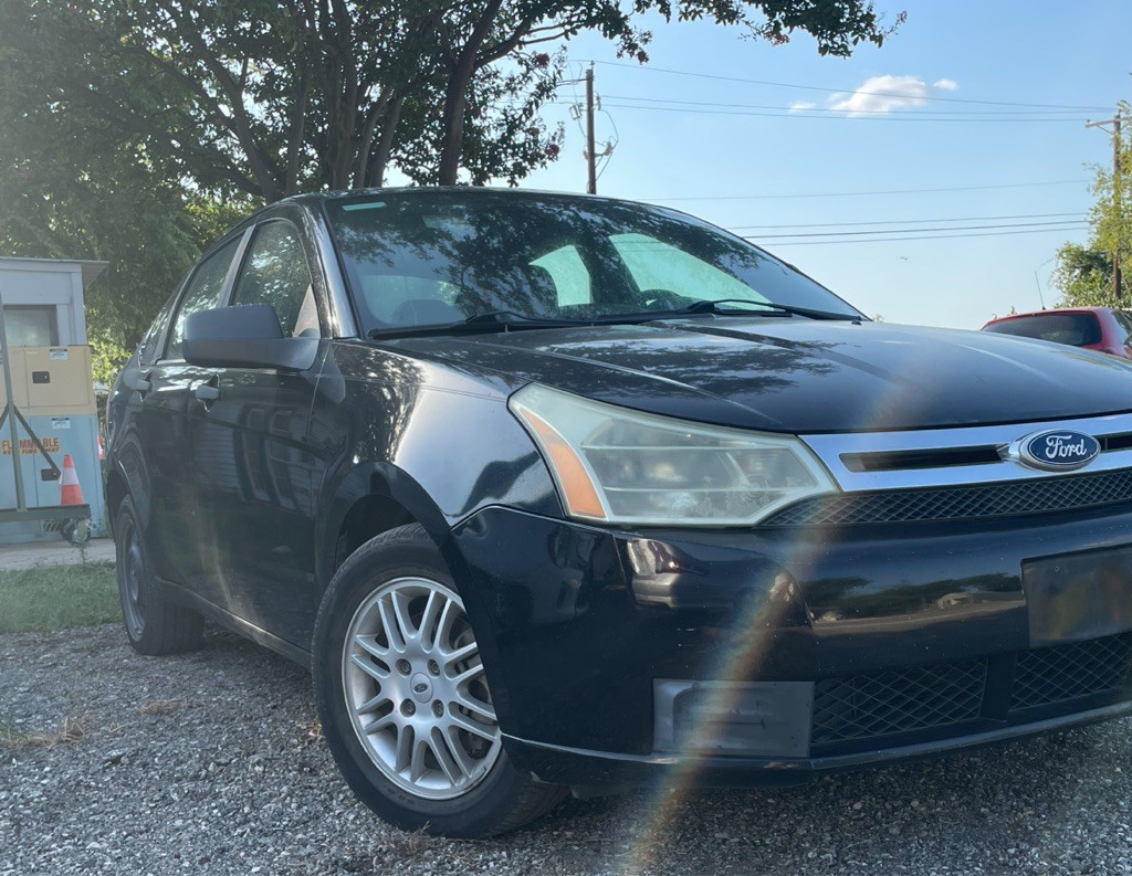2011 Ford Focus Image 4