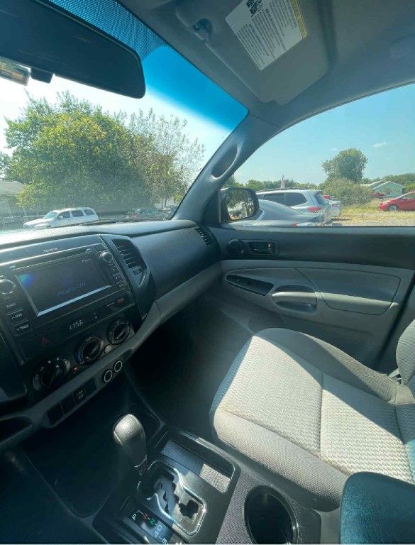 2013 Toyota Tacoma Image 16