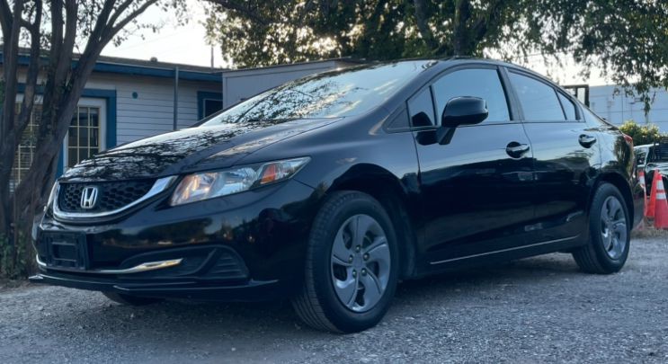 2013 Honda Civic Image 2
