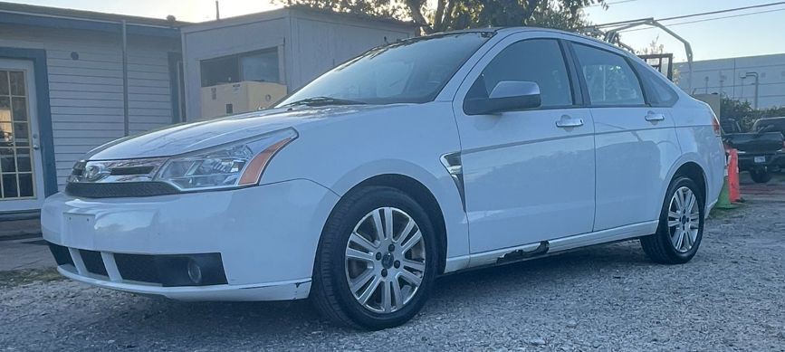 2008 Ford Focus Image 1