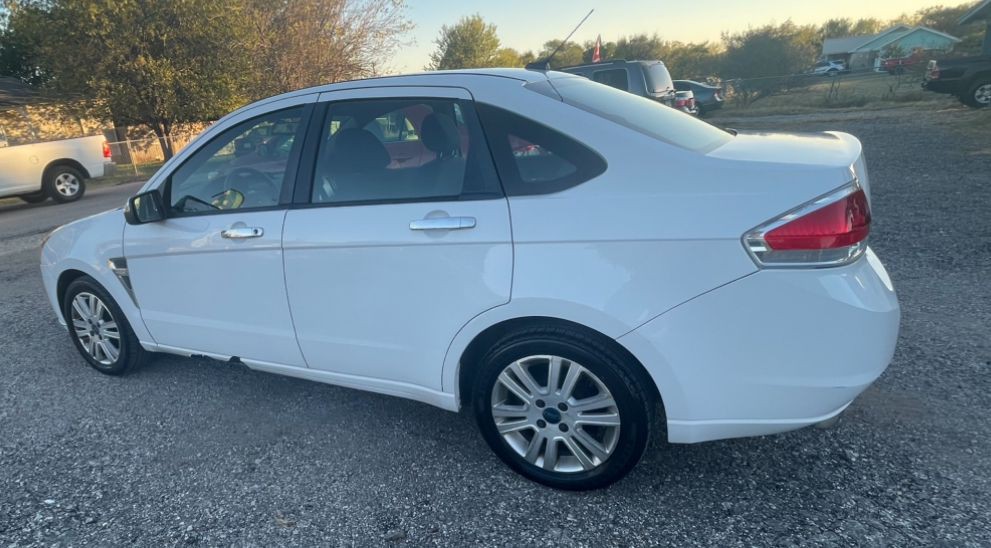 2008 Ford Focus Image 3