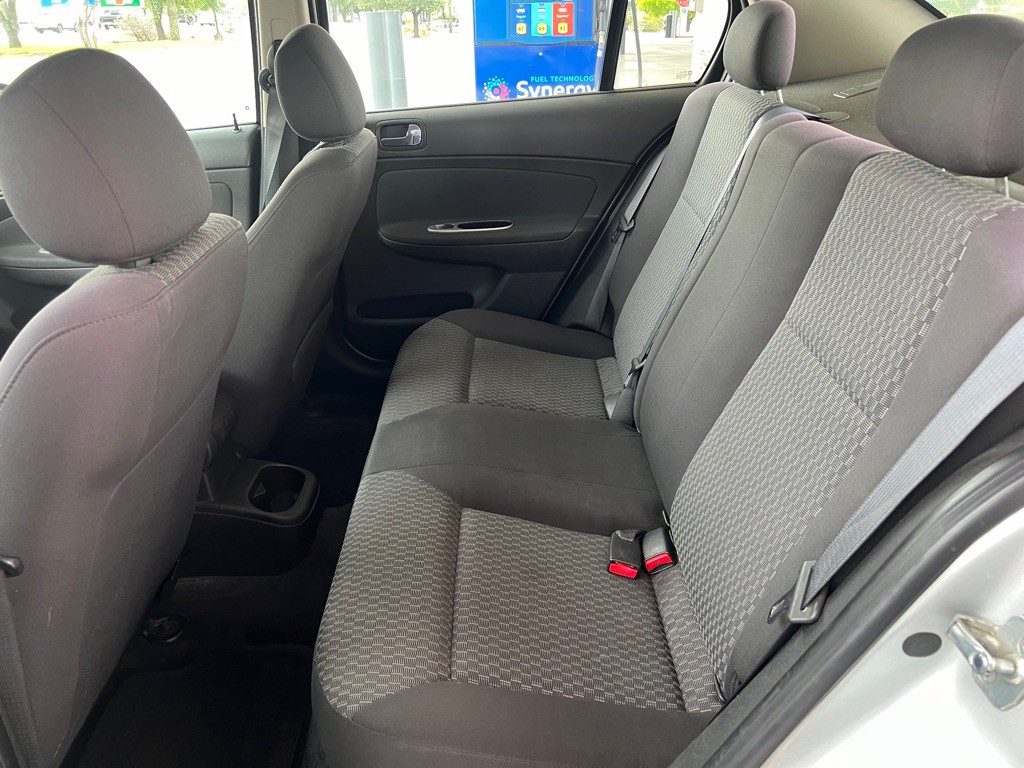 2010 Chevrolet Cobalt Image 11