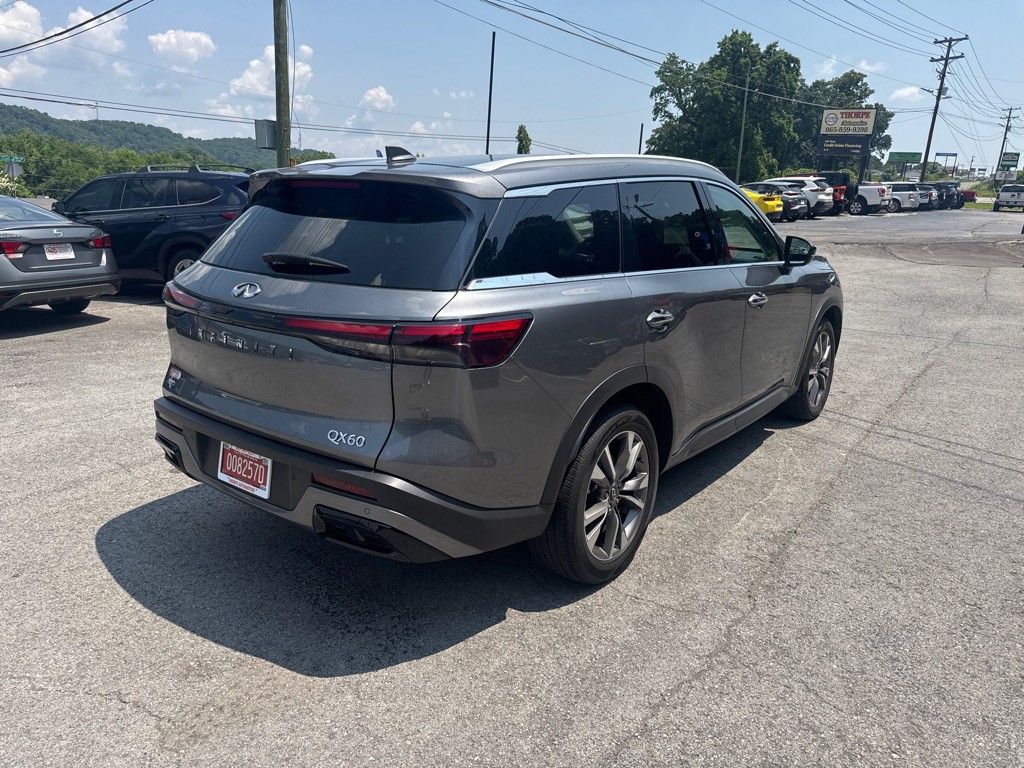 2024 INFINITI QX60 Image 7