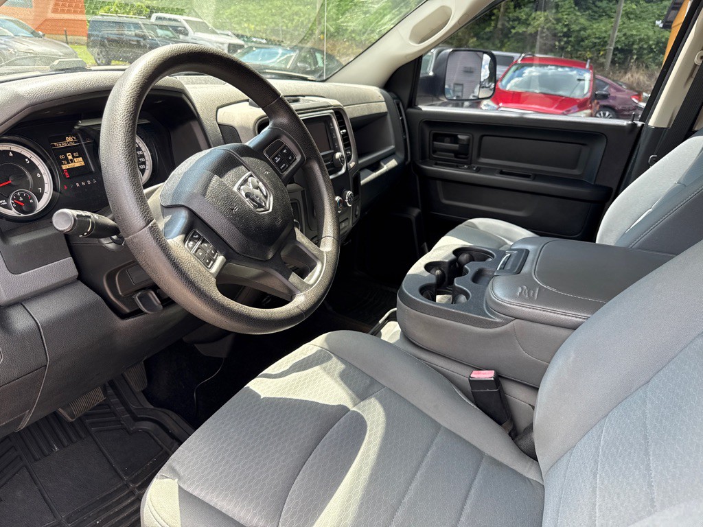 2014 RAM 2500 Image 9