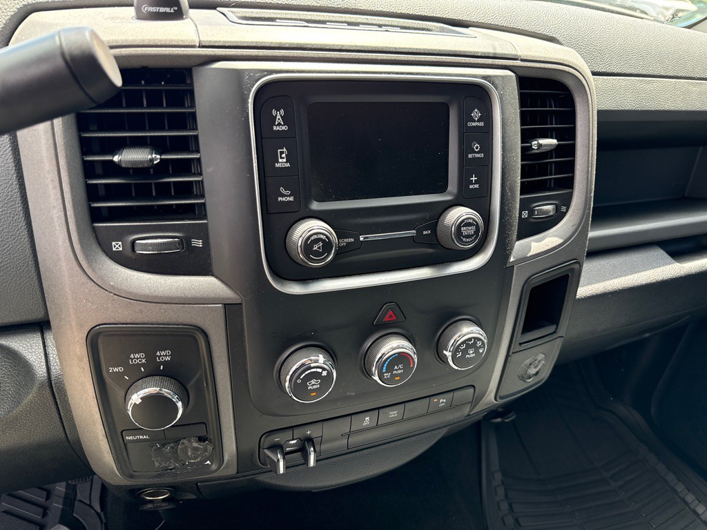 2014 RAM 2500 Image 12