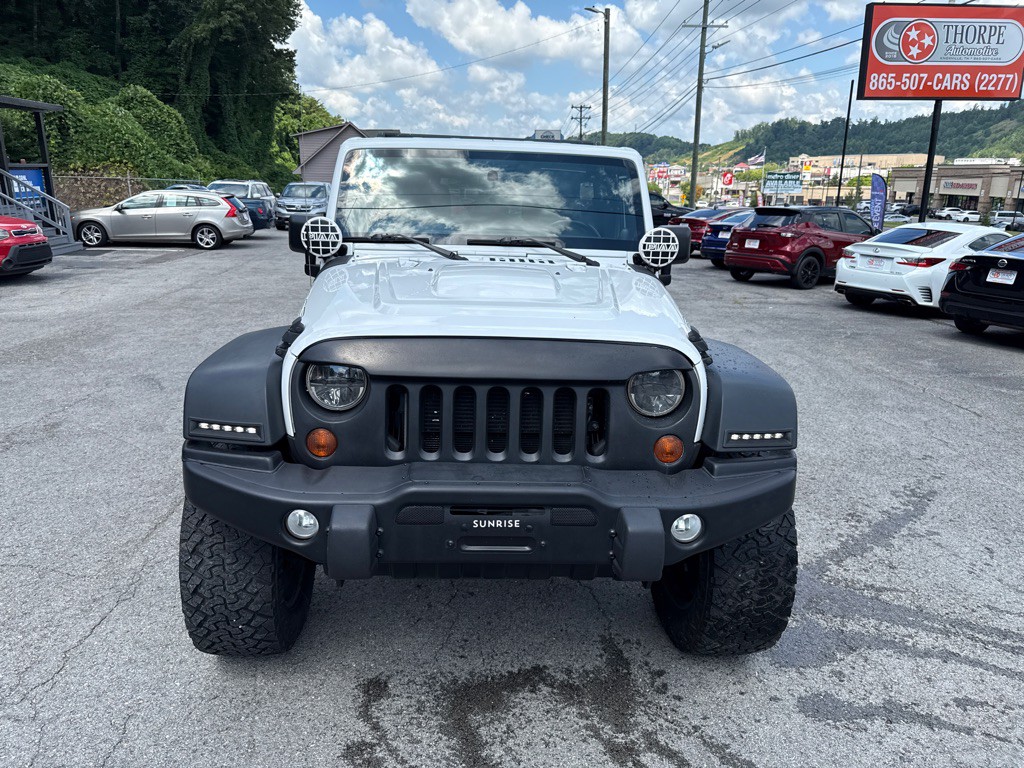 2013 Jeep Wrangler Unlimited Image 2