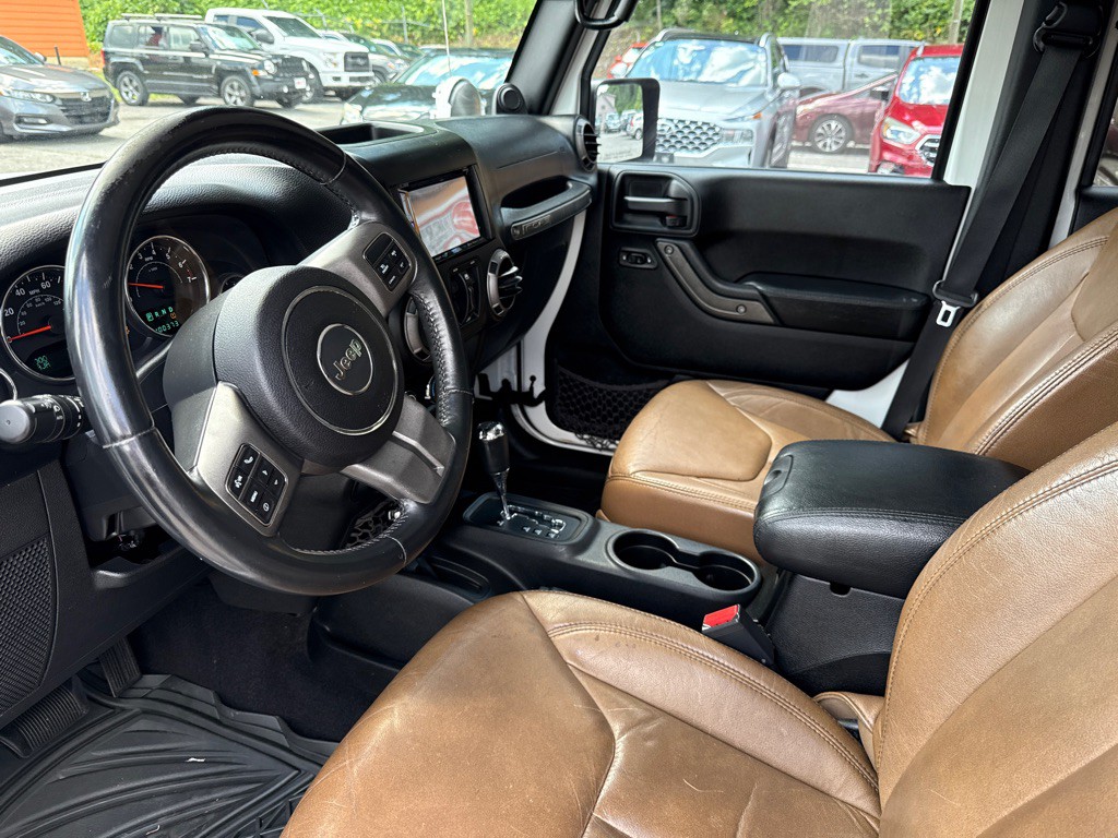 2013 Jeep Wrangler Unlimited Image 9