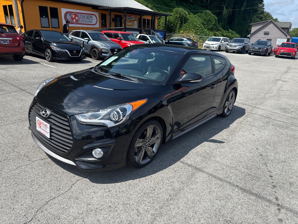 2015 Hyundai Veloster Image 3