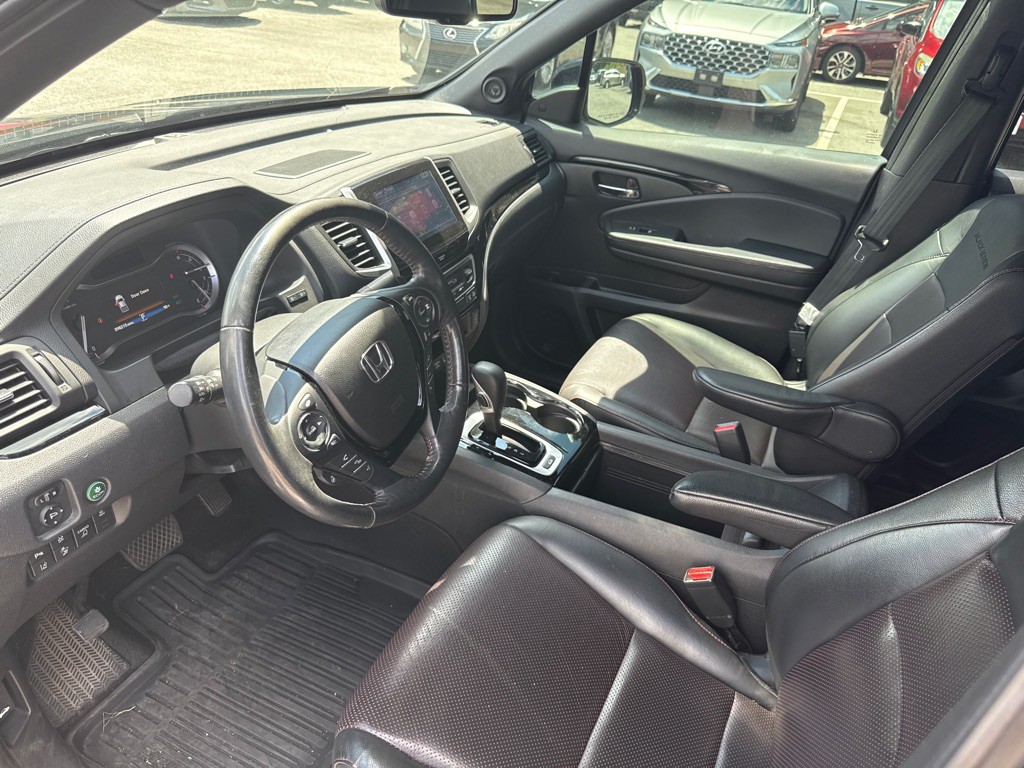 2018 Honda Ridgeline Image 9