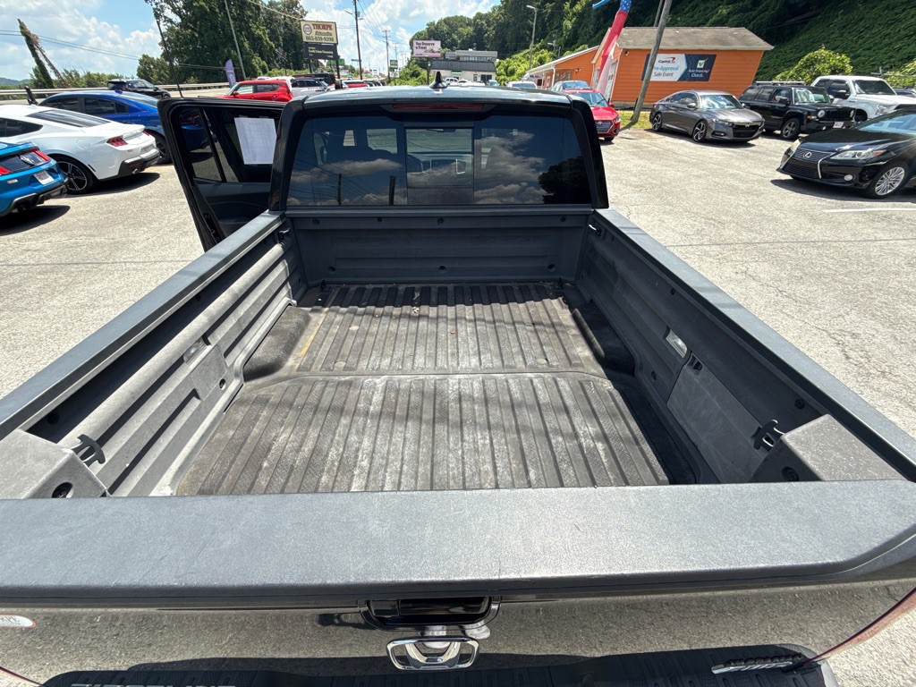 2018 Honda Ridgeline Image 17