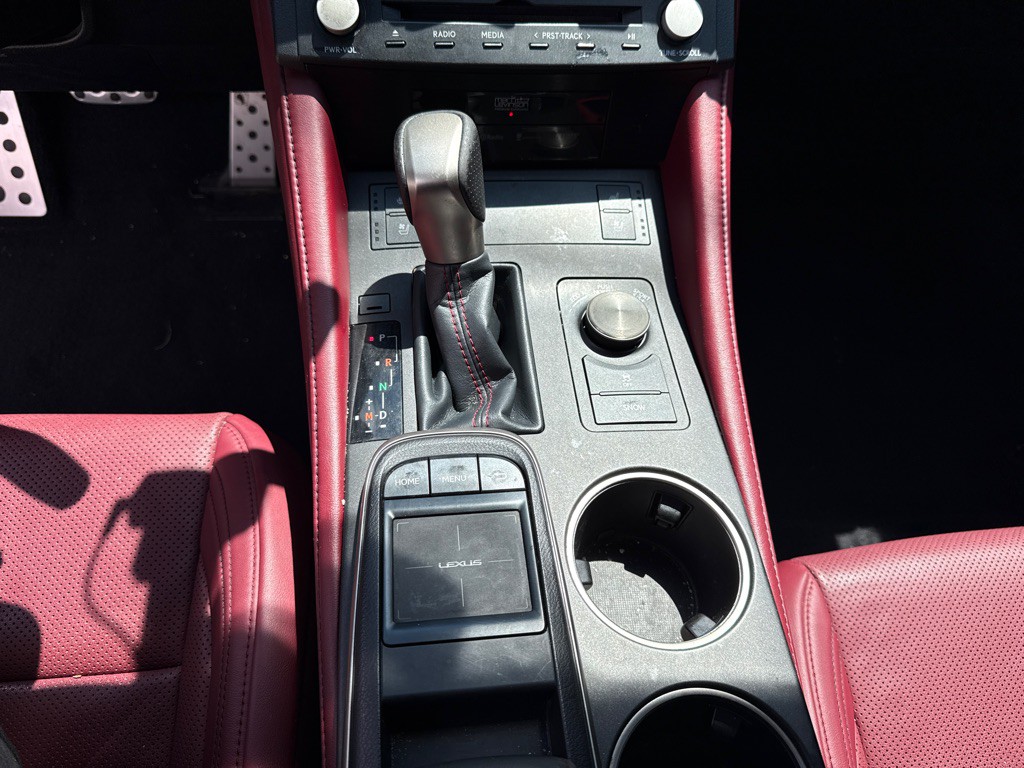 2015 Lexus RC 300 Image 13