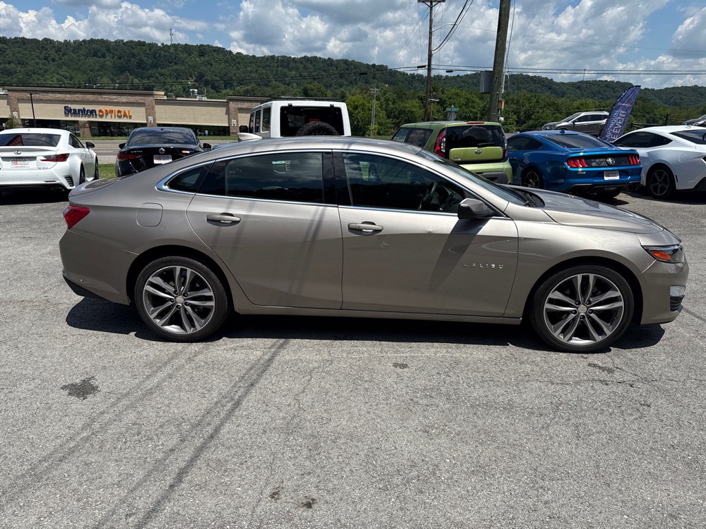 2022 Chevrolet Malibu Image 8