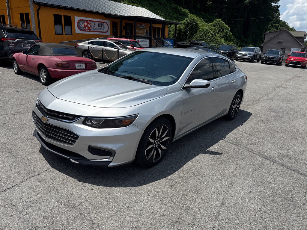 2017 Chevrolet Malibu Image 3